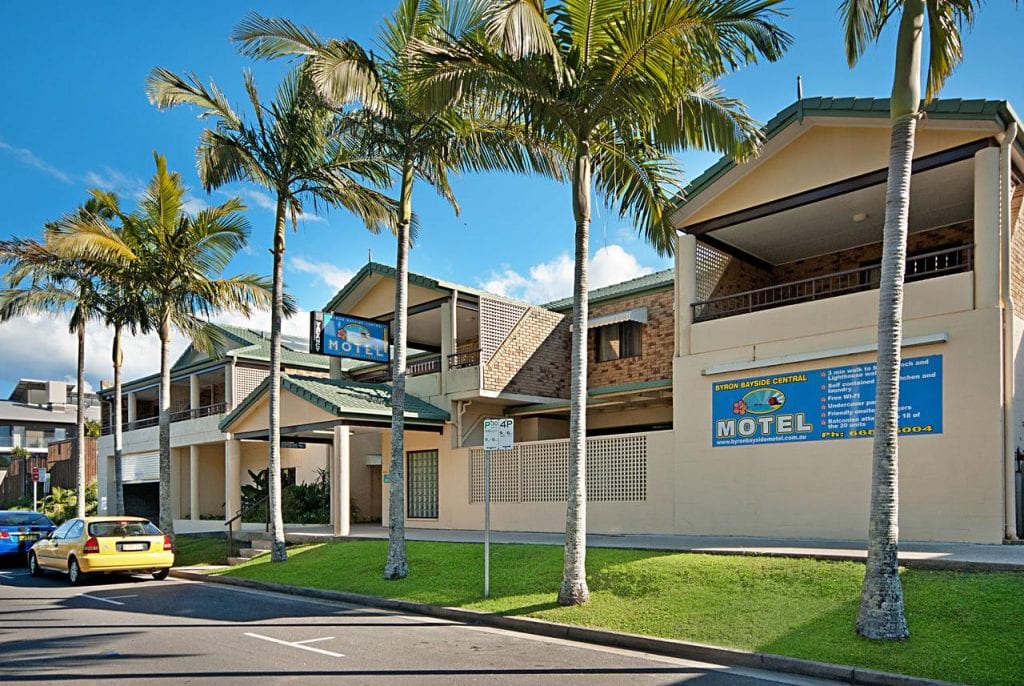 Country Airstrips Australia - Byron Bay Central Motel