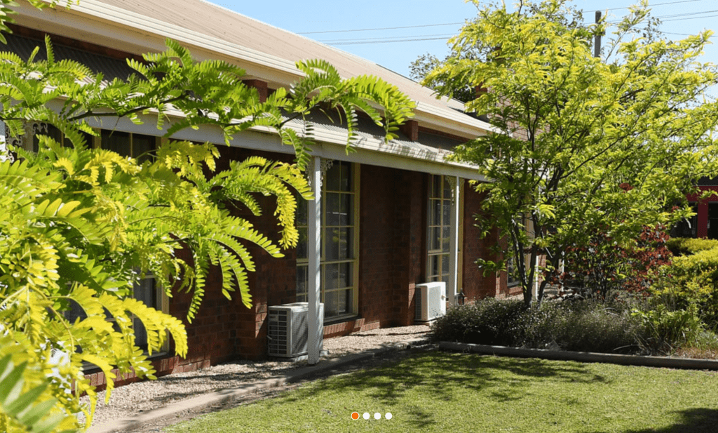 Benalla Top of the Town Motel, Victoria - Country Airstrips Australia