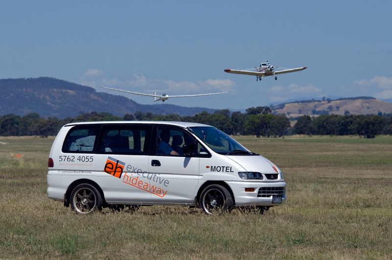 Benalla Executive Motel offers airport pick-up. Country Airstrips Australia