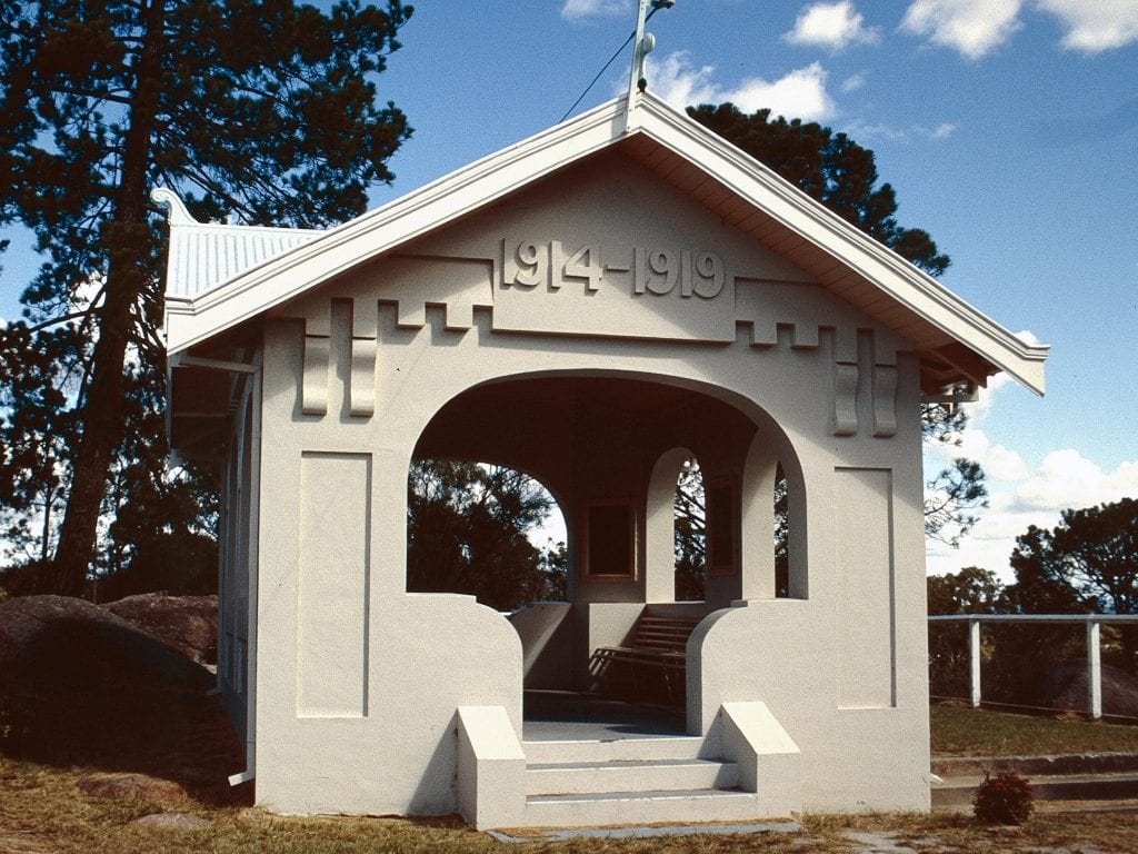Stanthorpe Soldiers Memorial, QLD - Country Airstrips Australia