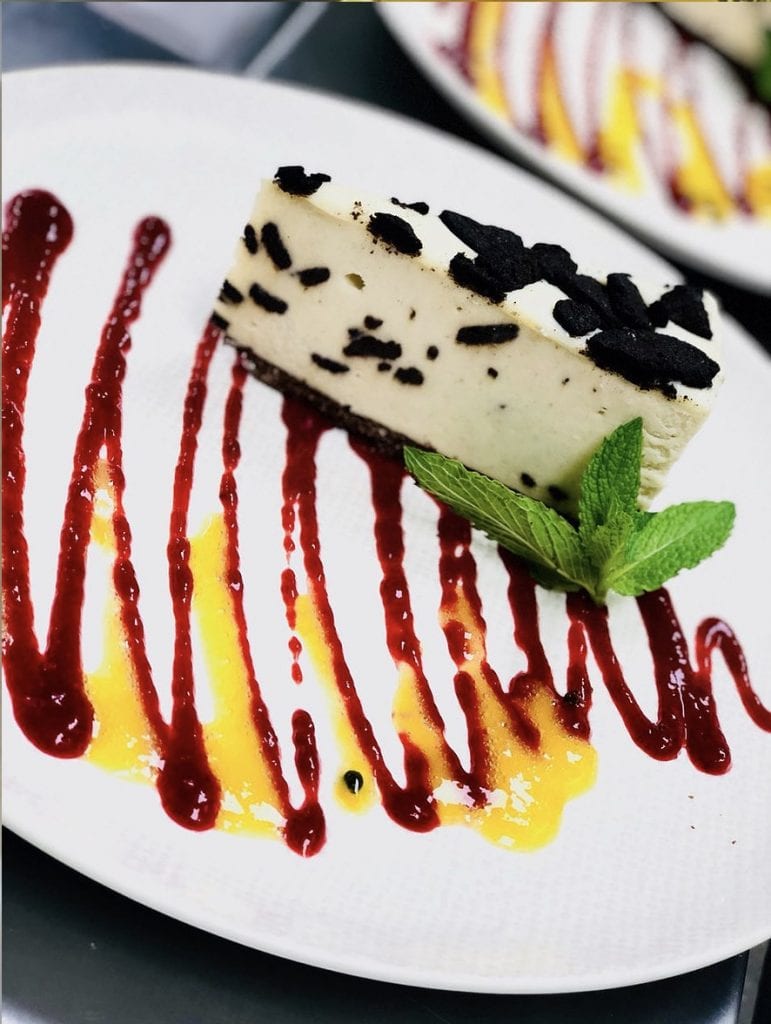 The Avenue Inn Naracoorte for great food.