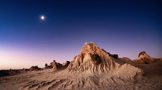 Lake Mungo is one of the most important archaelogical sites in Australia. Country Airstrips Australia.