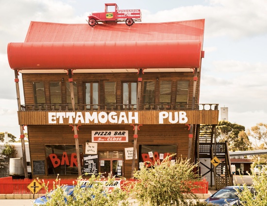 The Ettamogah Pub in Cunderdin WA. Country Airstrips Australia.